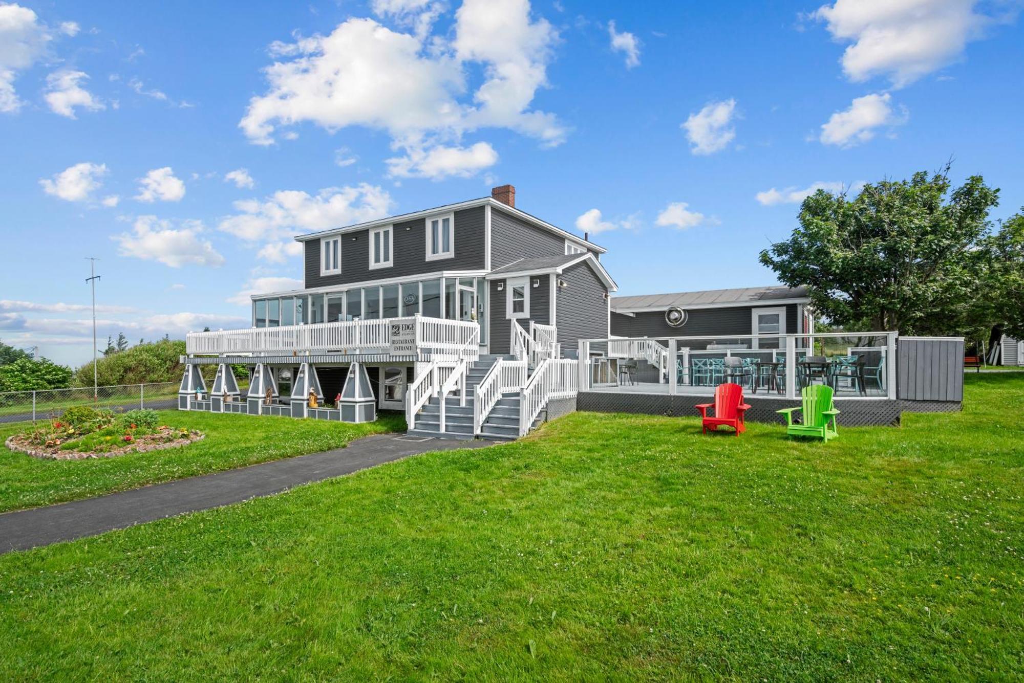 Trepassey Edge Of The Avalon Inn מראה חיצוני תמונה