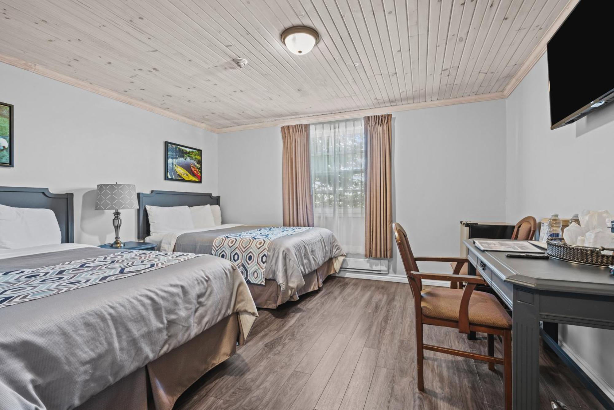 Trepassey Edge Of The Avalon Inn מראה חיצוני תמונה